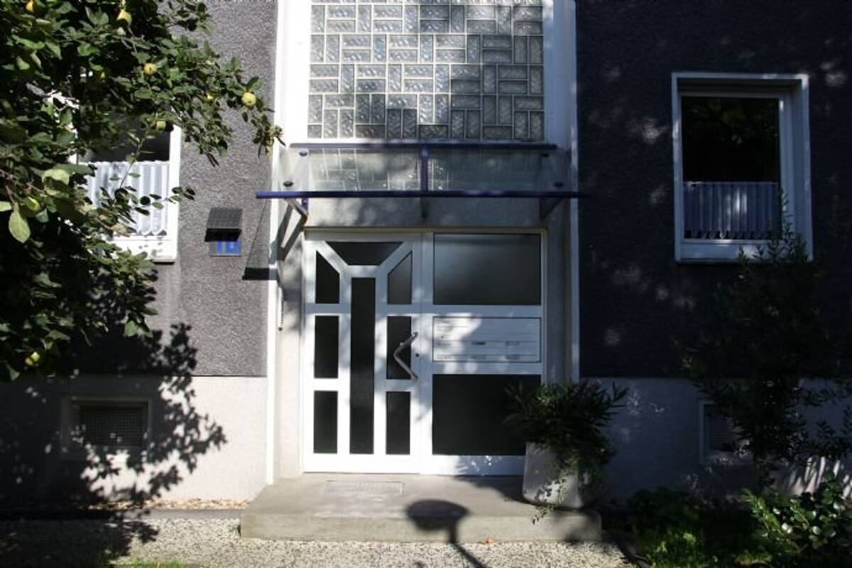 Perfekte Aufteilung auf 67 m² und 3 Zimmer. Hier ist man zuhause! – 44791 Bochum – Bild 1 von 9