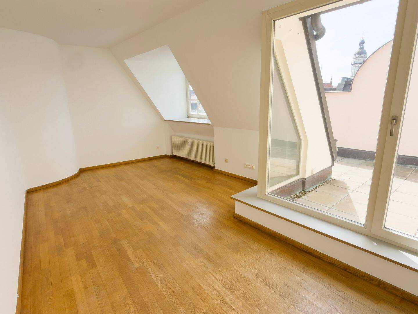 Exklusives Wohnen - EBK | Dachterrasse | Bad en Suite - Maisonette Wohnung im Lipsia Haus – Leipzig – Vorschaubild 7