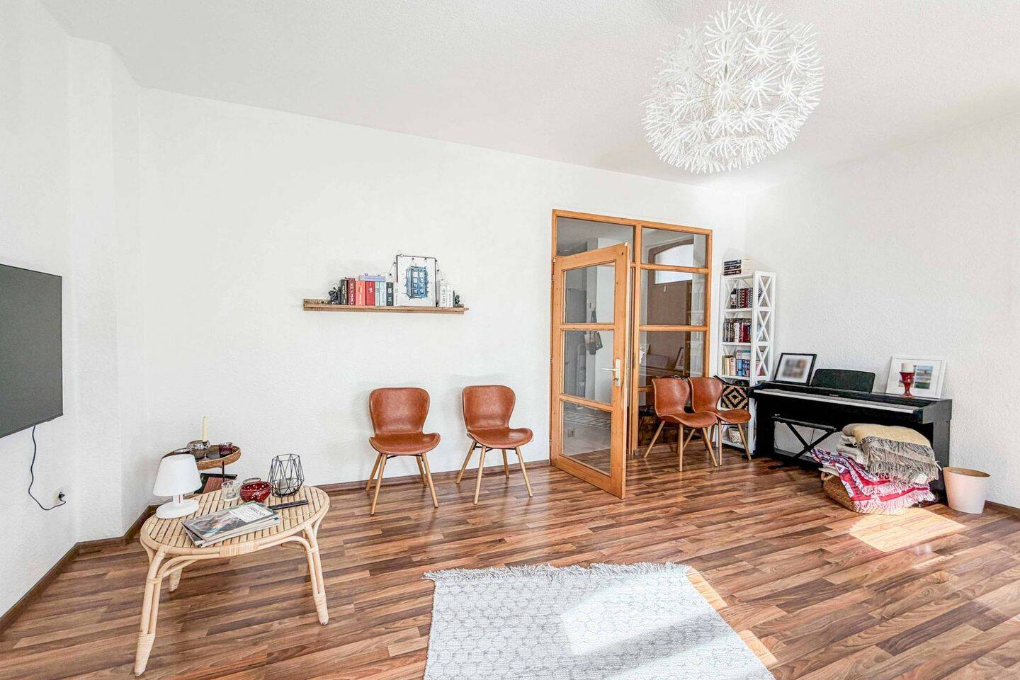 Charmante 2-Zimmer-Wohnung im Fachwerkhaus in ruhiger Lage von Wolfsburg-Neuhaus – Wolfsburg – Vorschaubild 4