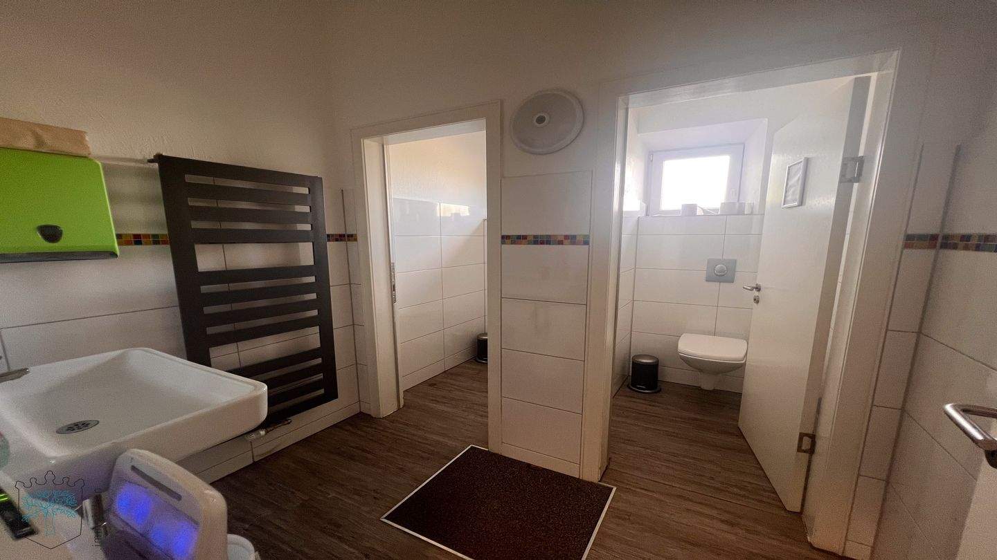 ***Mehrfamilienhaus mit großem Grundstück und Gastronomieeinheit – Remscheid – Vorschaubild 6