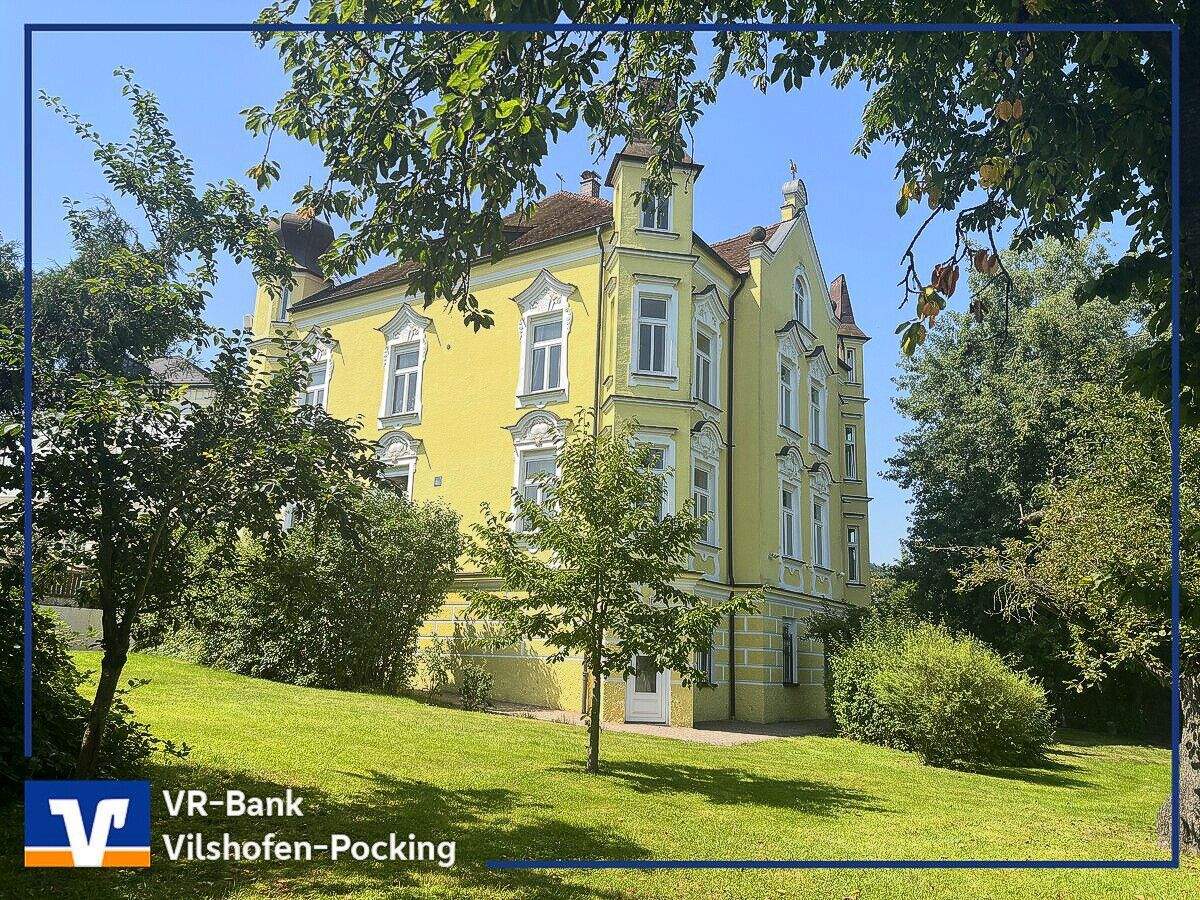 Historische Neubarock-Villa im Herzen von Vilshofen an der Donau! – Vilshofen an der Donau – Bild 1 von 9