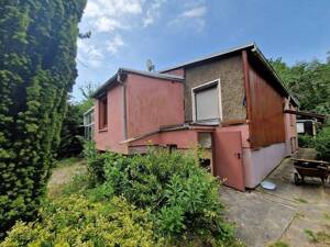 ...großes Grundstück mit Bungalow inmitten der Landeshauptstadt. – 39118 Magdeburg – Vorschaubild 1