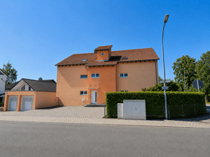 Moderne 3-Zimmer-Gartenwohnung mit Terrasse, Tiefgarage & Aufzug in Ingolstadt-Zuchering – 85051 Ingolstadt – Vorschaubild 2