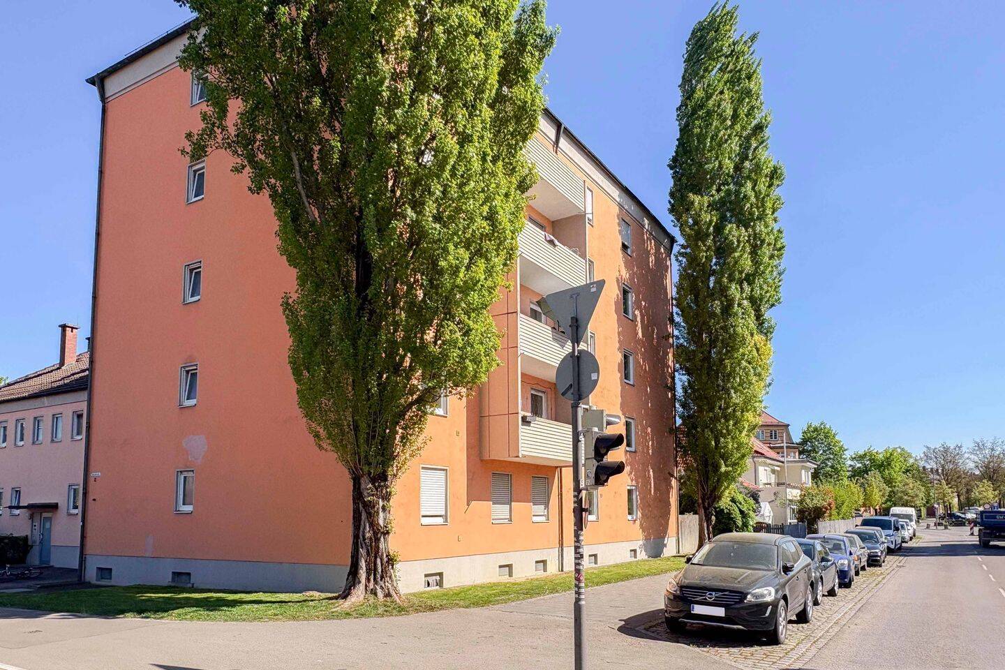 Top Lage, top Zustand, sofort frei - Ihre Chance in Augsburg ! Kaufen, direkt einziehen – Augsburg – Bild 1 von 9