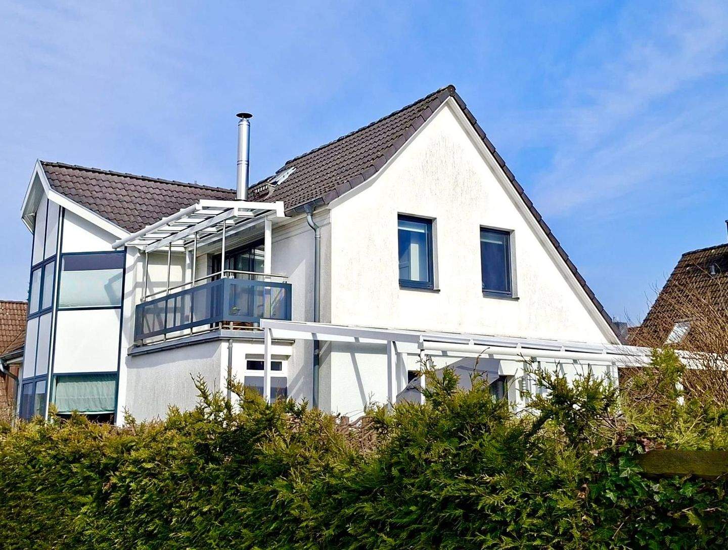 Gepflegtes Einfamilienhaus in ruhiger Lage mit großem Garten in Brunsbek – Brunsbek – Vorschaubild 2