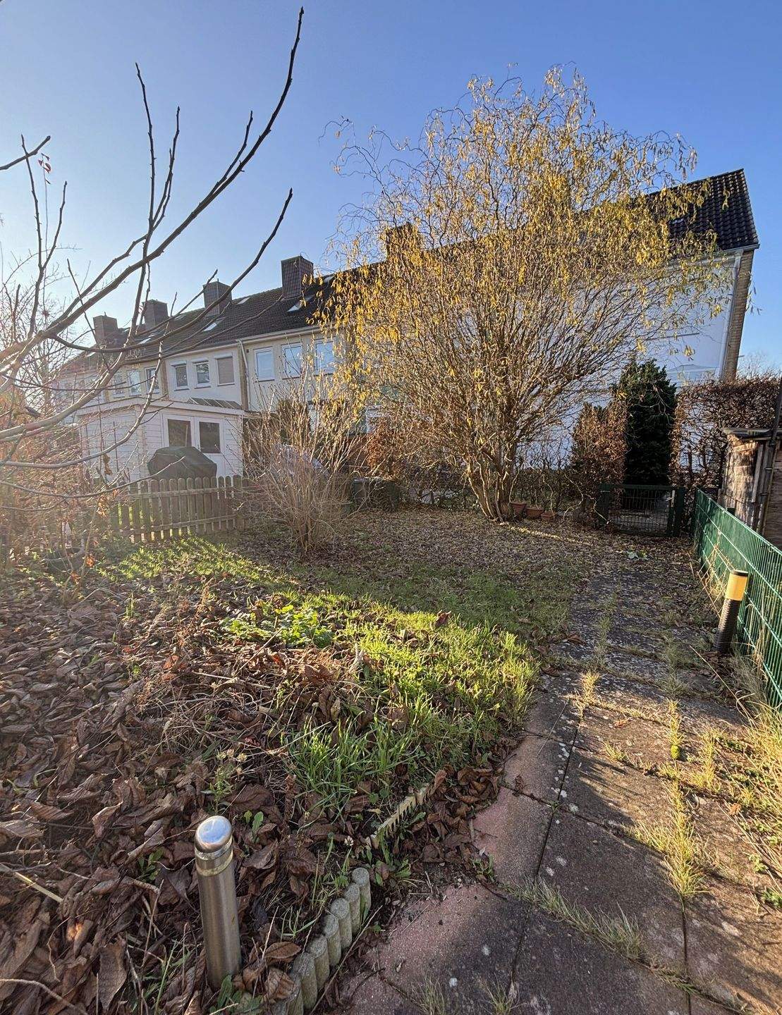 Lichtdurchflutet, super zentral und viel Potential – Norderstedt – Vorschaubild 6