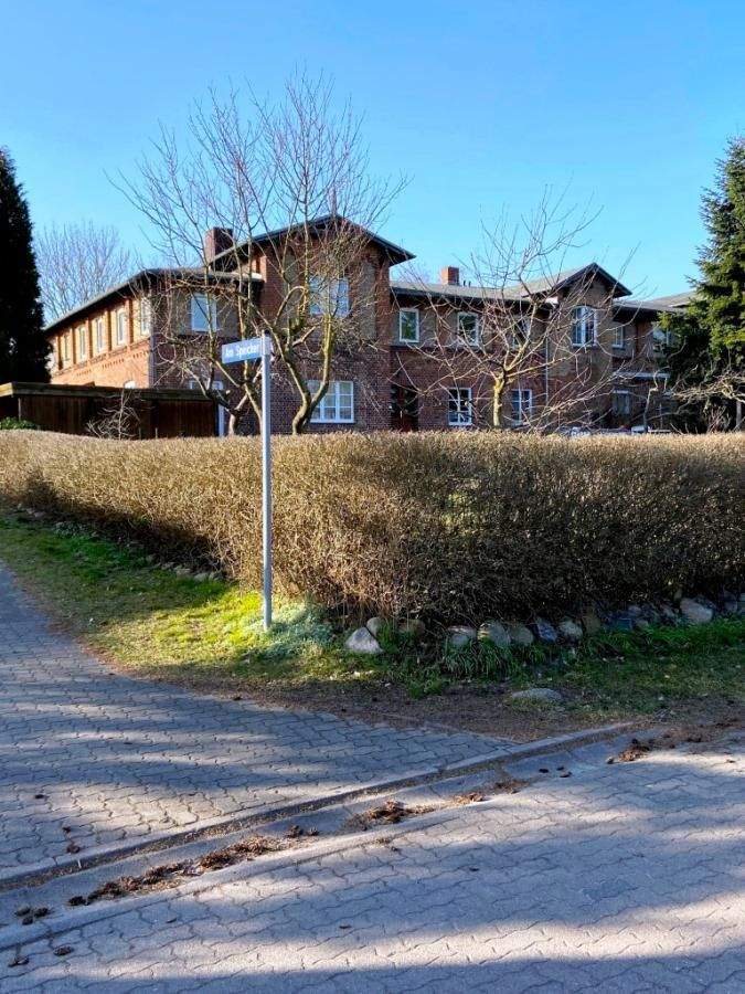 Doppelhaushälfte mit Charme, in Groß Schwiesow zu verkaufen. – Groß Schwiesow – Bild 1 von 9