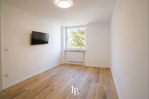 Modern wohnen in München: Renovierte 3-Zimmer-Wohnung mit Balkon, Küche & Aufzug – 81927 München – Vorschaubild 5