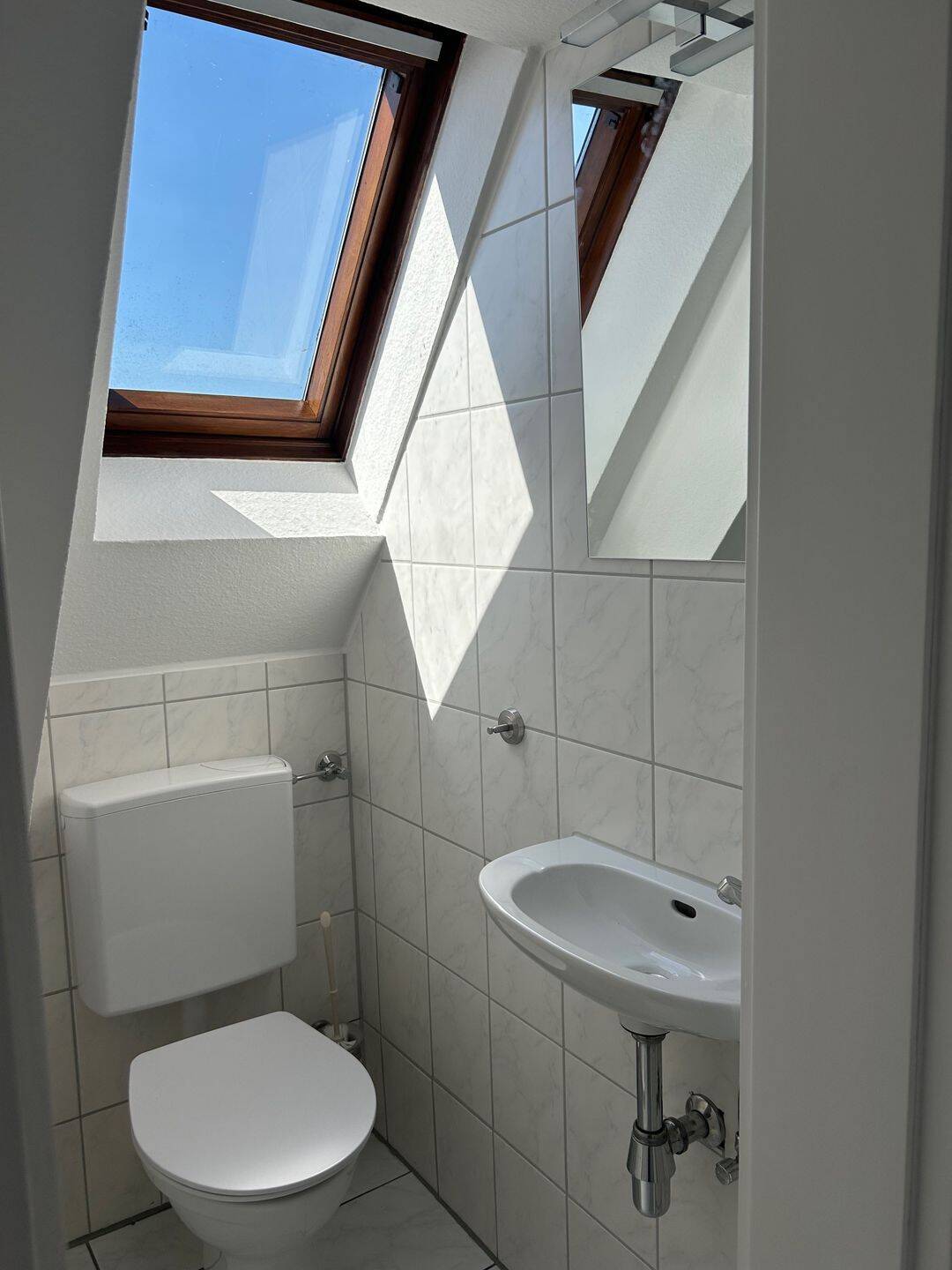 Sehr schöne, gepflegte Dachgeschosswohnung mit ausgebautem Spitzboden – Heilbronn – Vorschaubild 8