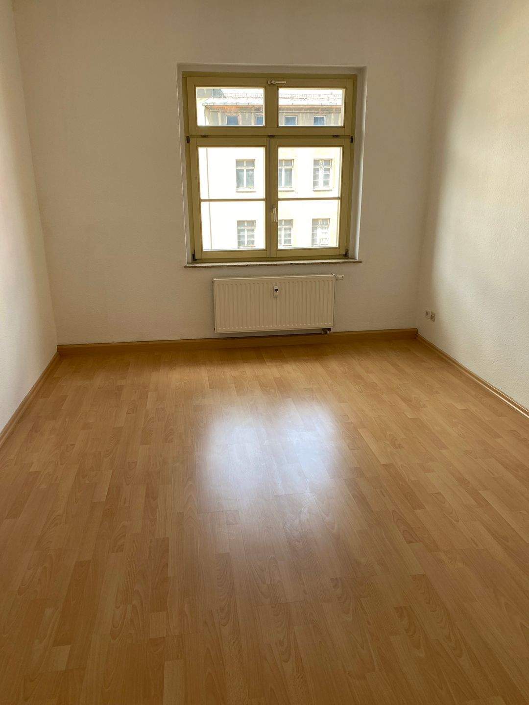 solide 2-Raum-WE- Wohnen nahe dem Zeißigwald – Chemnitz – Vorschaubild 2