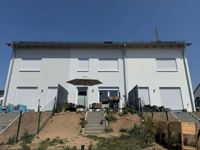 Vermietung! Reihenmittelhaus in Schwandorf