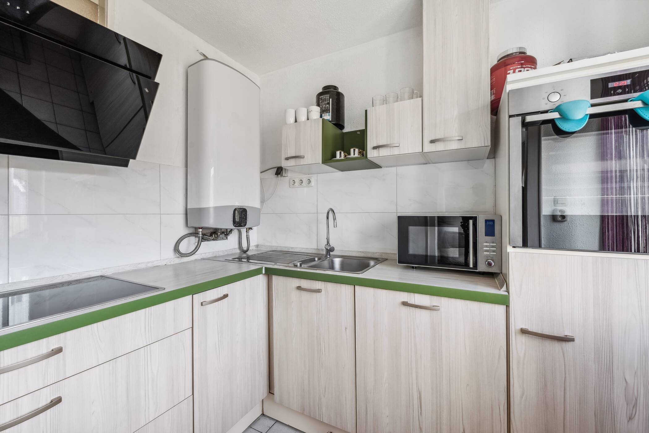 Gepflegte 2-Zimmer-Wohnung (52 m²) mit Einbauküche in zentraler Lage von Nürnberg – Nürnberg – Vorschaubild 6
