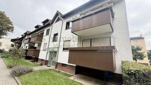 ** Gemütliche 2-ZKB-Dachgeschosswohnung mit Stellplätzen in Mannheim-Schönau **
