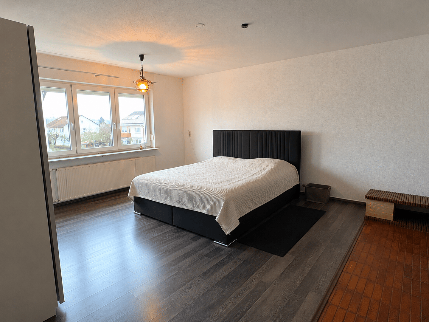 Gepflegtes Mehrfamilienhaus mit 3 Wohneinheiten - sofort nutzbar, PV-Anlage und vielseitige Möglichkei – Dürrwangen – Vorschaubild 6