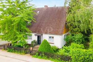 Familienleben mit viel Platz und sonniger Terrasse in begehrter Lage von Buckow