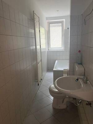 Attraktive 2 -Zi.-ETW frisch renoviert und leer. – 65929 Frankfurt am Main – Vorschaubild 7