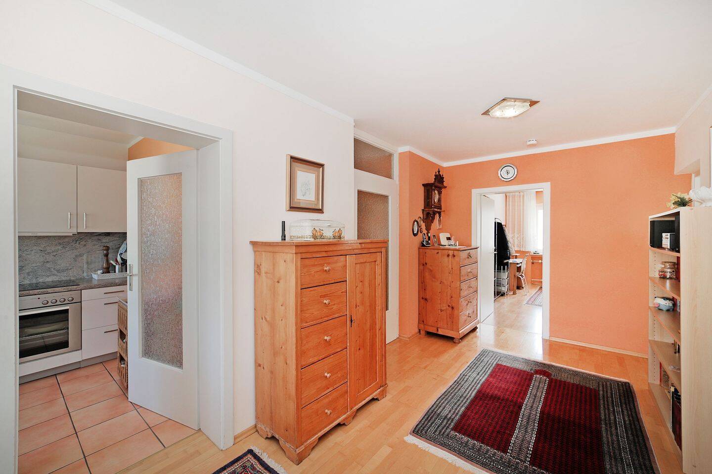 Attraktive 3,5-Zimmer-Wohnung in grüner und ruhiger Lage in Unterföhring – Unterföhring – Vorschaubild 5