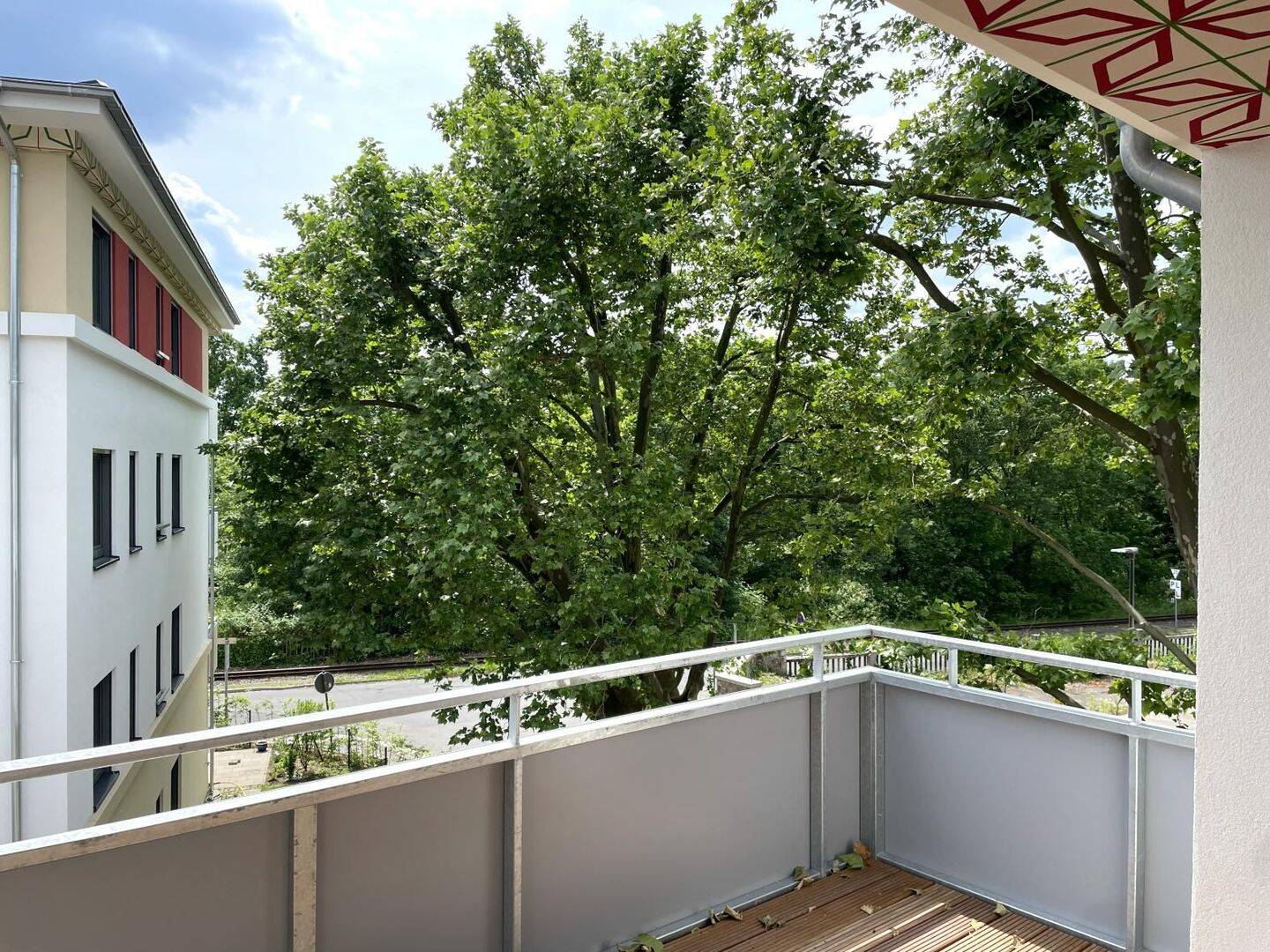 Erstbezug – Exklusive 3-Zimmer-Wohnung mit EBK und Balkon in guter Lage von Radebeul-Ost! – Radebeul – Vorschaubild 9