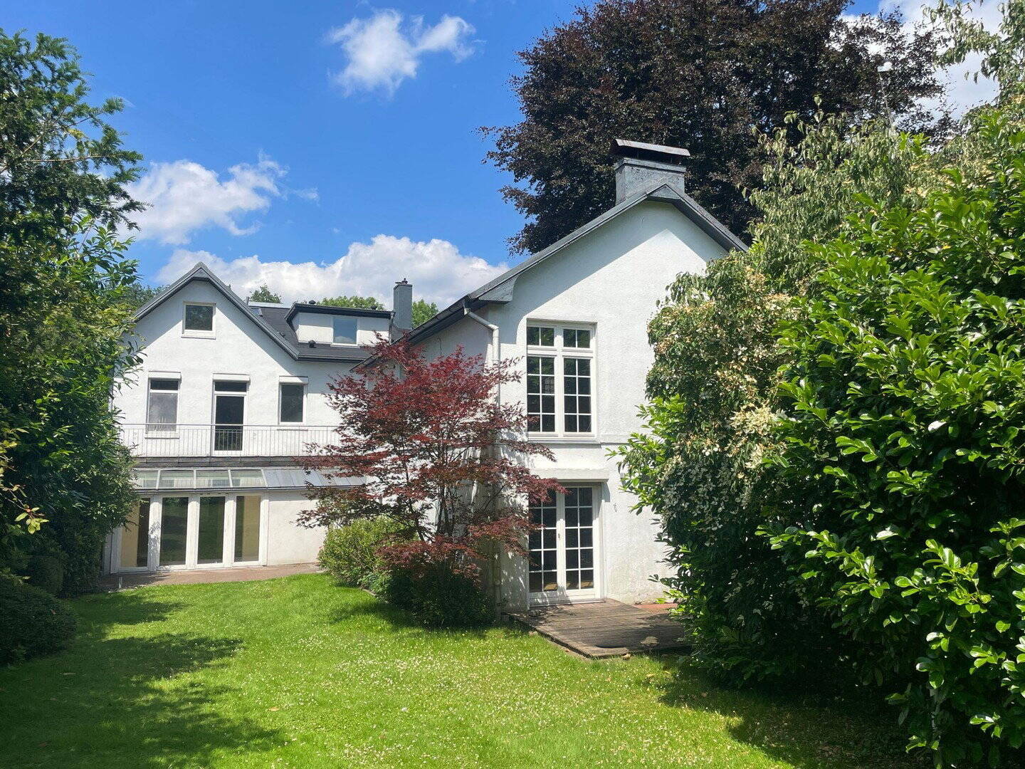 Altbauvilla mit Remise auf 1.509 m² Grundstück - viel Potential für Familien und Gewerbetreibende – Hamburg – Vorschaubild 2