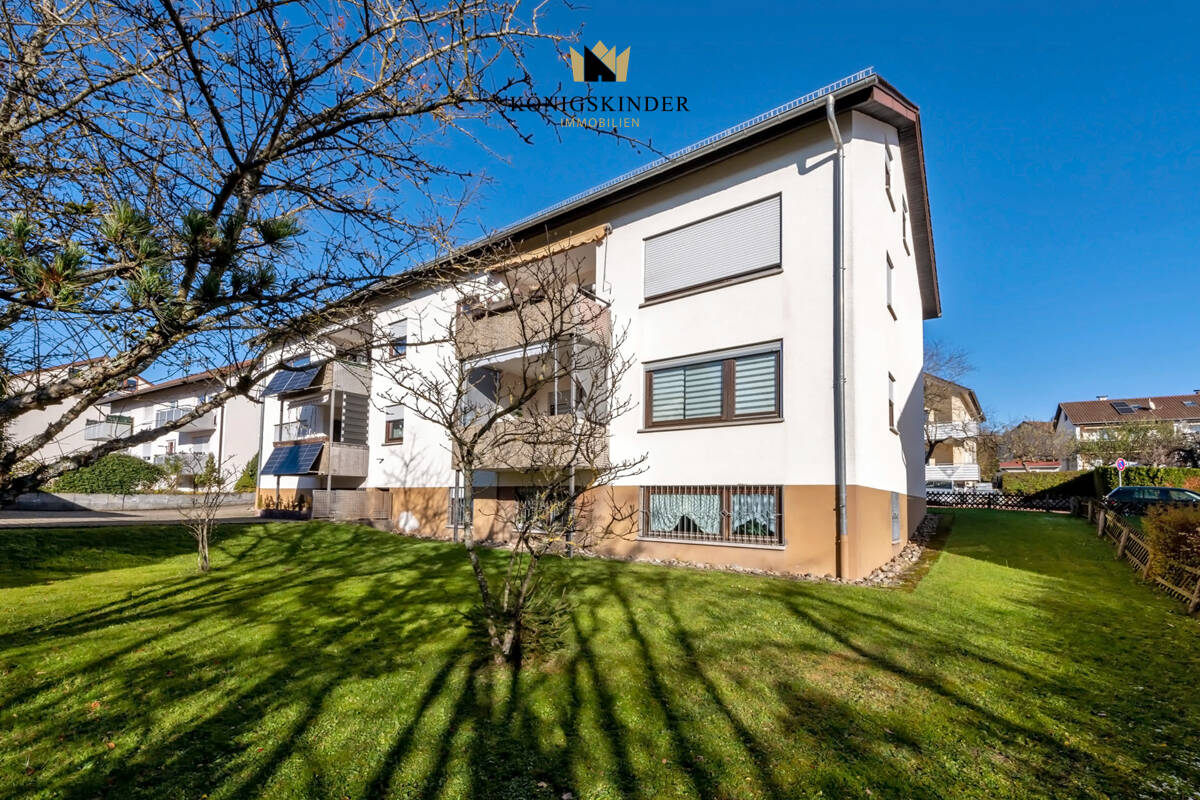 Vielseitiges Mehrfamilienhaus mit Potenzial - Ihre Investition in Ruhe und Raum! – Calw – Bild 1 von 9