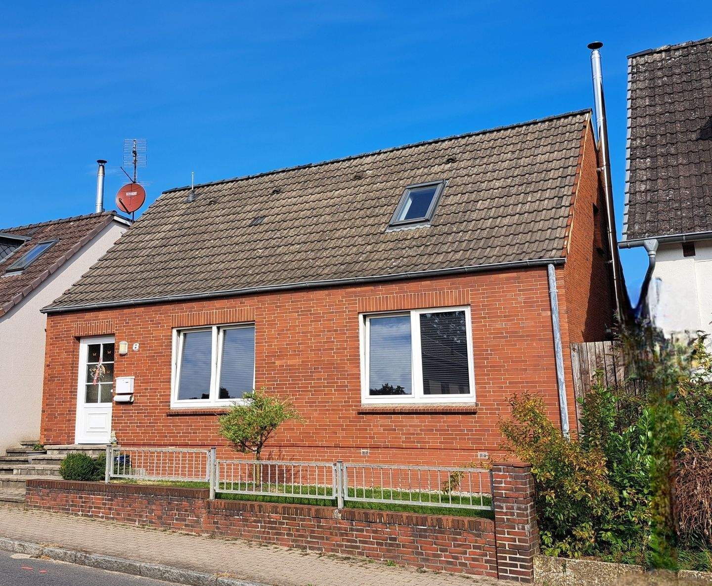 Einfamilienhaus vermietet - Kapitalanlage in zentraler Lage von Kellinghusen ! – Kellinghusen – Vorschaubild 2