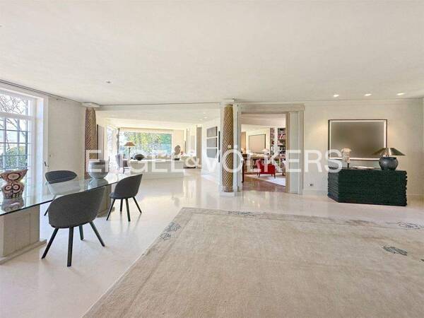 Haus in 56068 Koblenz mit 930 m² kaufen