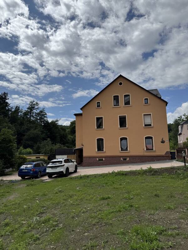 Mehrfamilienhaus in 08280 Aue-Bad Schlema mit 300 m² kaufen