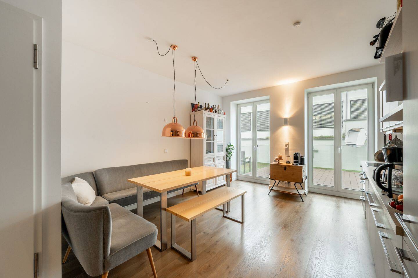 AIGNER - Stilvolle 3-Zimmer-Wohnung mit großer Terrasse in begehrter Maxvorstadt
