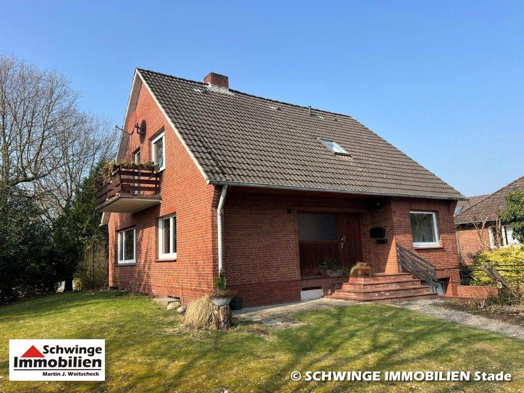 Zweifamilienhaus 134 m² mit tollem 800 m² Eckgrundstück in Hammah zu verkaufen. – Hammah – Vorschaubild 4
