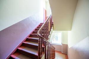 Bezugsfrei: Großzügige 1-Zimmer-Altbauwohnung mit Parkett & Stuck im ruhigen Hinterhaus – 13353 Berlin – Vorschaubild 7