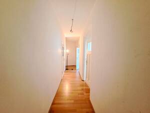 Große Räume, Vollbad, Balkon, neue Tür - Hohe Erhaltungsrücklage! – 39108 Magdeburg – Vorschaubild 6