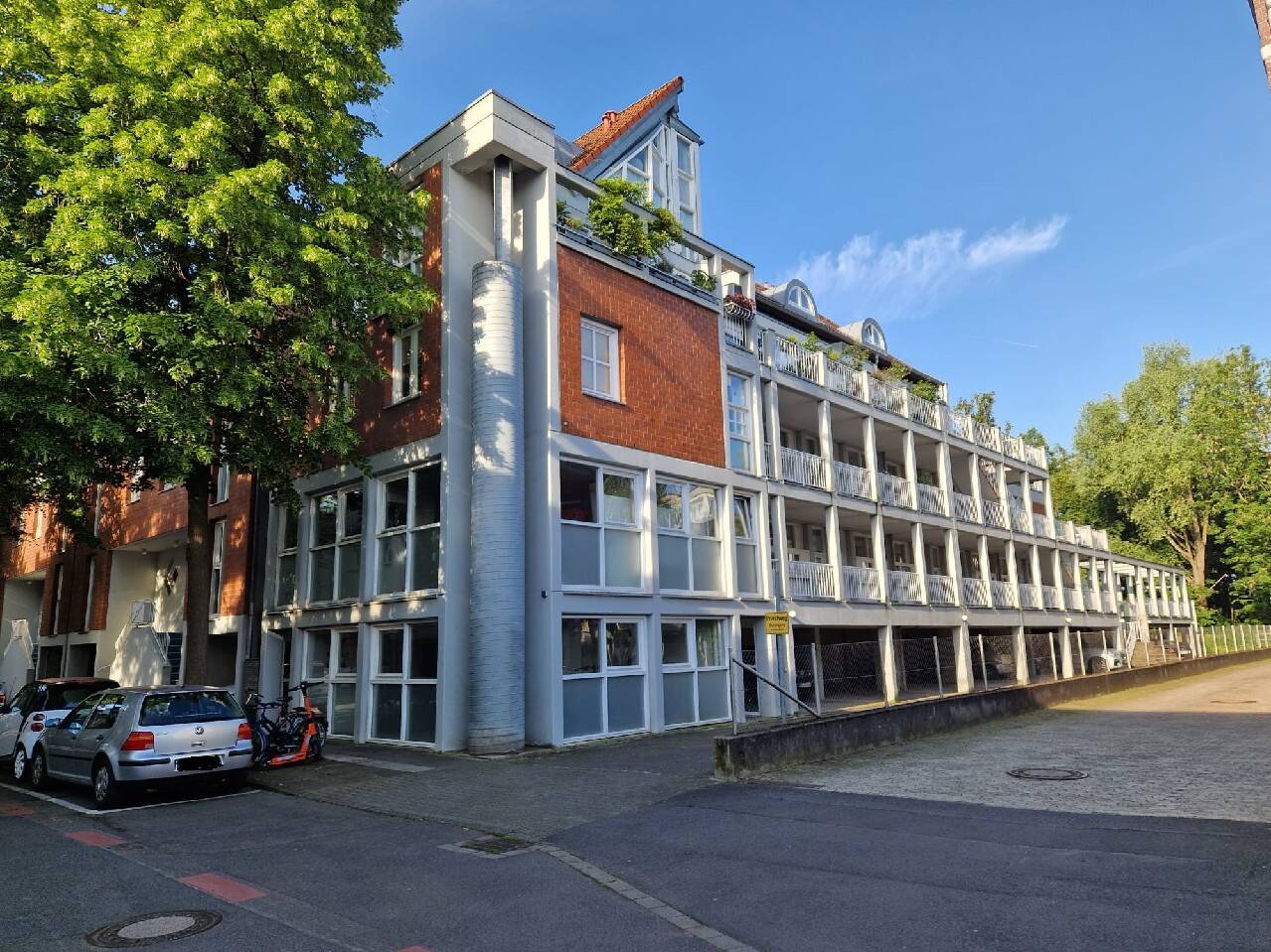 Lichtdurchflutete 3-Zimmermaisonettewohnung mit direktem Rheinblick in Bonn-Beuel