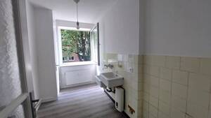 Hell, ruhig, renoviert und frei: 1,5 Zimmer in Eimsbüttel – 20257 Hamburg – Vorschaubild 3
