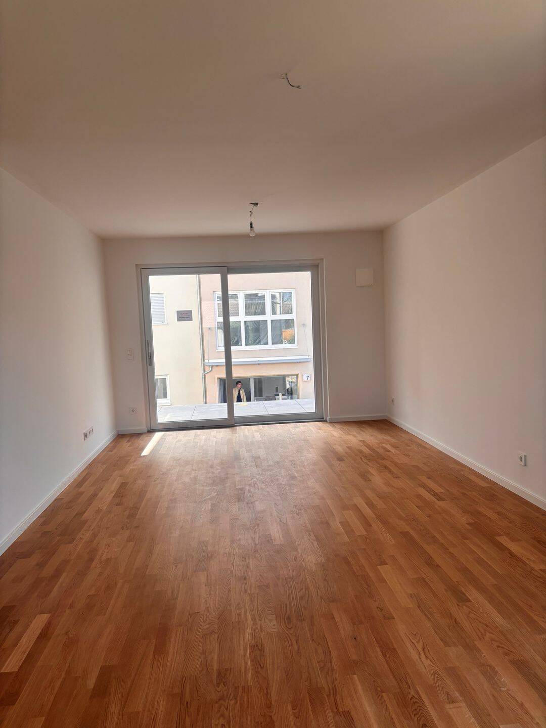 Hochwertige Neubau 3 Zimmerwohnung mit. TG-Stellplatz und Einbauküche zu verkaufen – Ulm – Vorschaubild 5