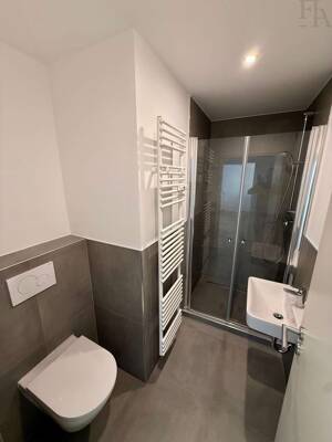 Lichtdurchflutete 2-Zimmer-Eigentumswohnung mit moderner Küche und Balkon im Bonner Villenviertel – 53175 Bonn – Vorschaubild 5