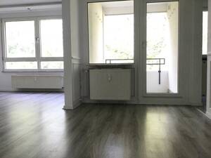 Charmante 3-Raum-Wohnung mit Balkon zur Hofseite! – 45279 Essen – Vorschaubild 3