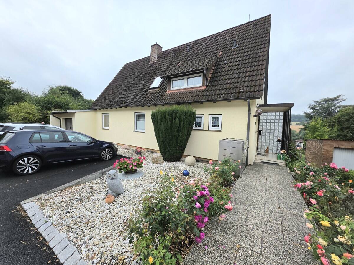 ***reserviert***Ansprechendes EFH mit großem Garten in Bad Emstal-Sand – Bad Emstal – Vorschaubild 2