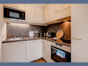 Möbliert: Möblierte Singlewohnung - optional Einzelstellplatz – 80937 München – Vorschaubild 6