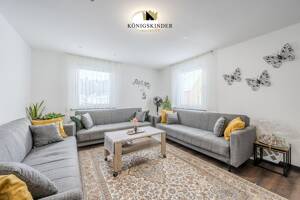 Modernisierter Altbau-Charme: 4-Zi-Wohnung mit Gemeinschaftsgarten in Feuerbach – 70469 Stuttgart – Vorschaubild 1