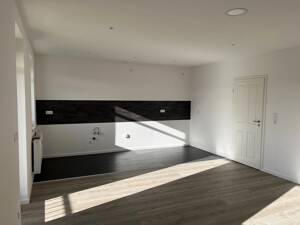 ### Wunderschöne, sanierte Dachgeschosswohnung mit Balkon in Stadtfeld-Ost ### – 39108 Magdeburg – Vorschaubild 6