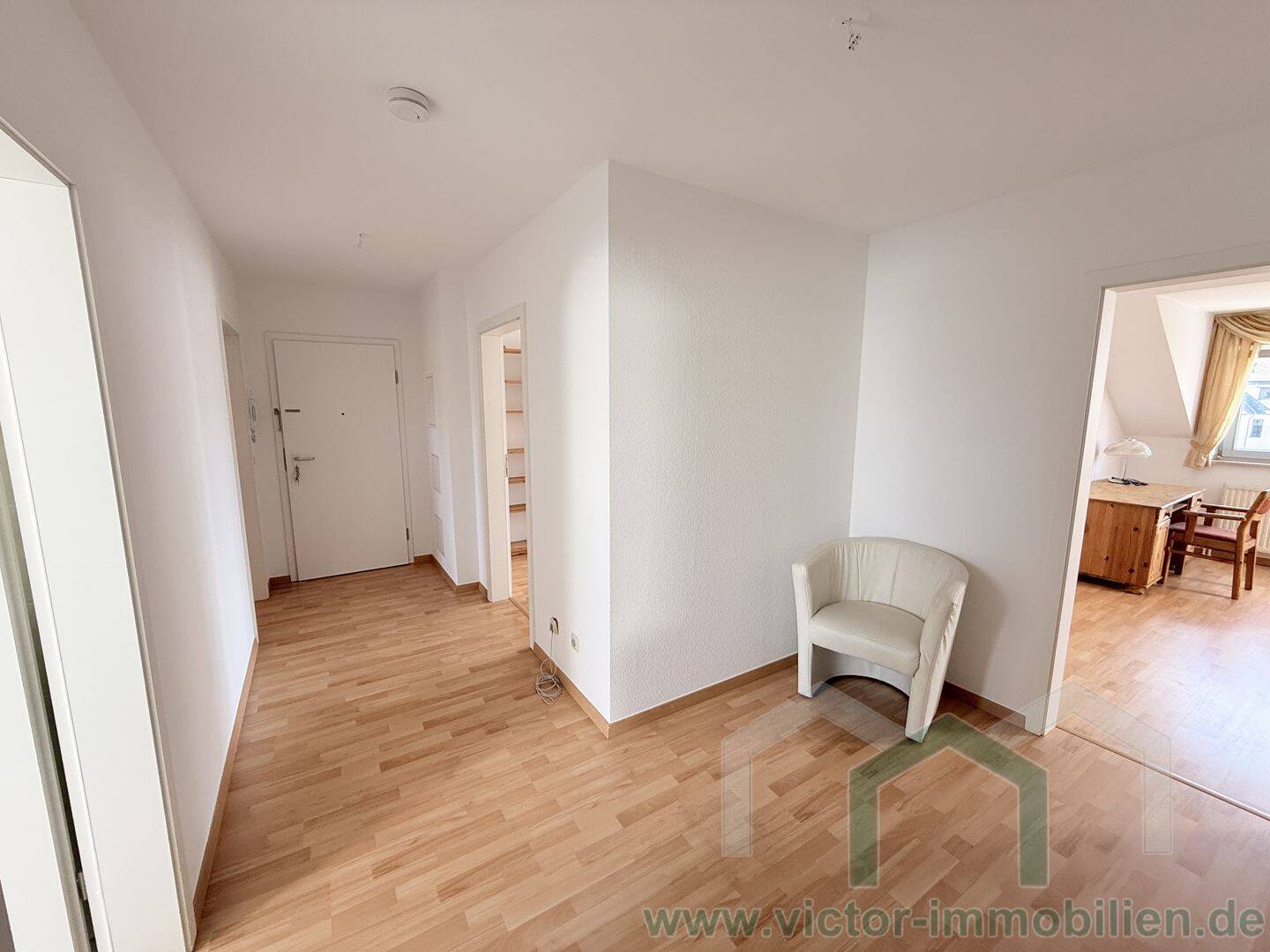 ** Zentrum-Süd: Möblierte 3-Zimmer-Whg. mit Dachterrasse und zwei Bädern ** – Leipzig – Vorschaubild 6