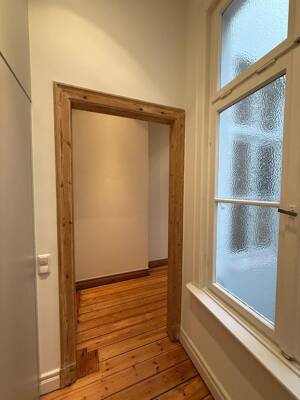 Traumwohnung zu vermieten/ neue Küche/ Doppelbalkon/ Traumlage / lichtdurchflutet/ ab sofort verfügbar/ vereinbaren Sie einen Termin – 20146 Hamburg – Vorschaubild 4