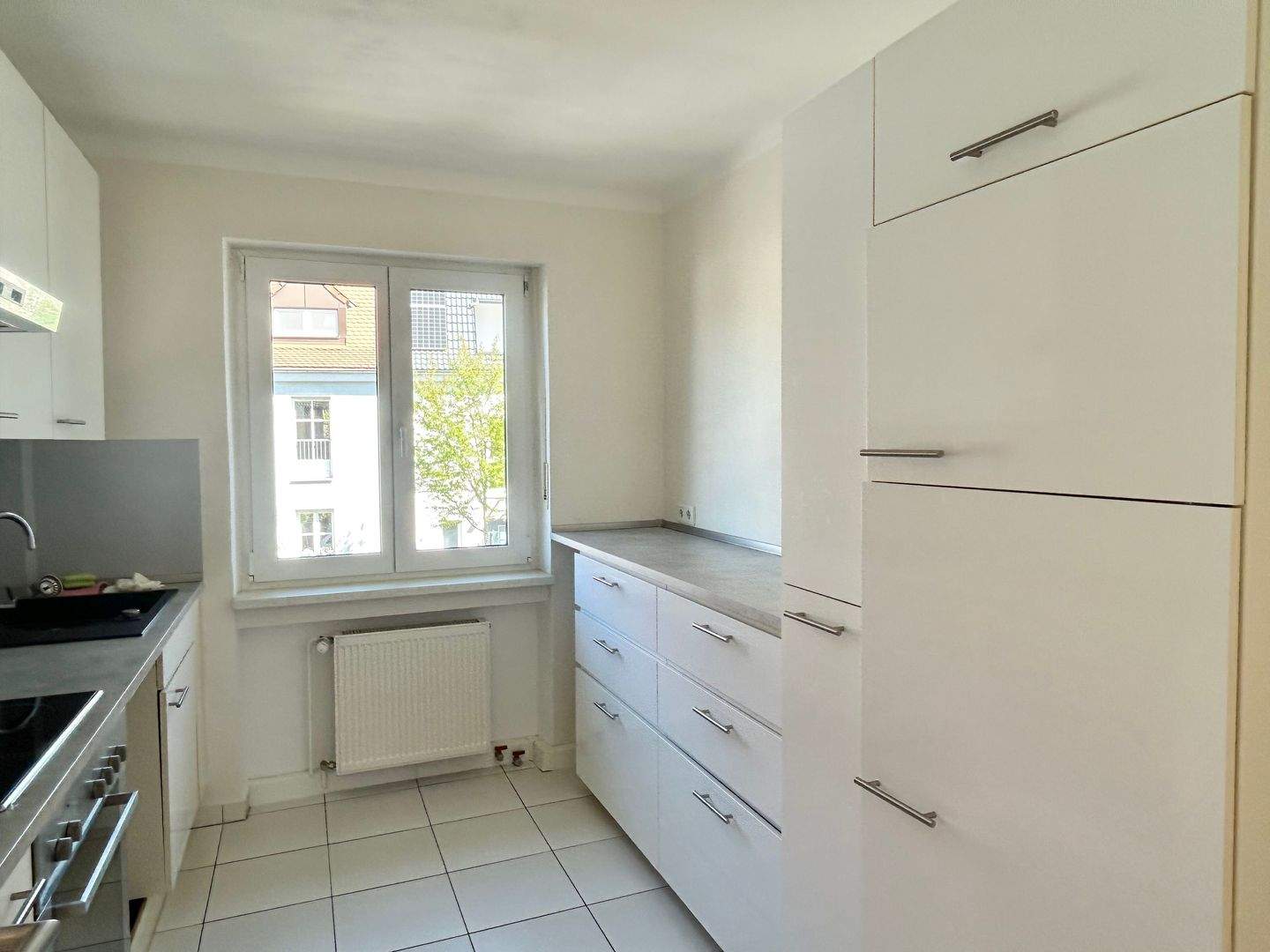 ***OASE ZUM WOHLFÜHLEN** TOP GEPFLEGTE 3 ZIMMER WOHNUNG MIT BALKON UND GARAGE – Nürnberg – Vorschaubild 5