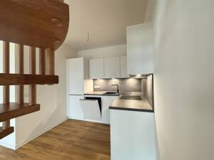 WOW! Lichtdurchflutete 2-Zi.-Whg. mit Penthouse-Atmosphäre!!! – 1159 Dresden – Vorschaubild 8