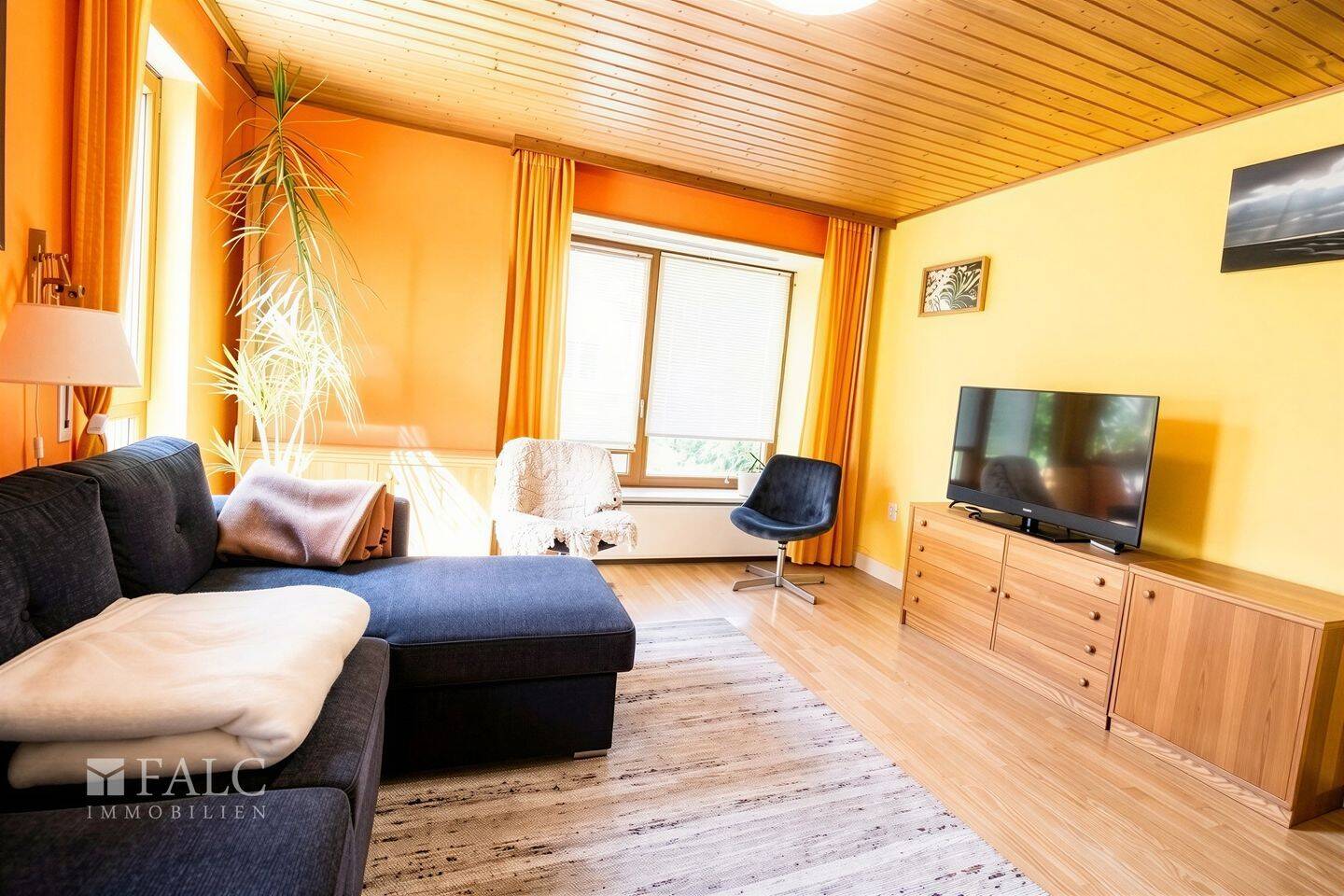Viel Platz, tolle Lage, großes Potenzial: Ihr neues Zuhause – Bad Nauheim – Vorschaubild 2