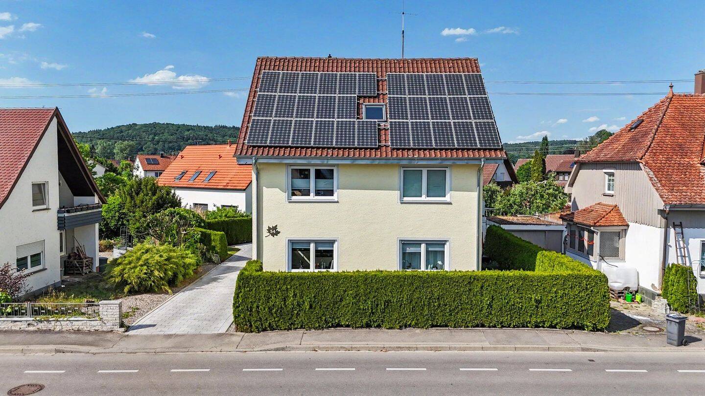 1A-Kapitalanlage in Ummendorf - 3 Wohneinheiten, PV-Einnahmen und Doppelgarage – Ummendorf – Vorschaubild 4