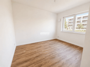 antaris Immobilien GmbH **Ihr neues Zuhause: Helle 4-Zimmer-Wohnung mit Terrasse** – 99085 Erfurt – Vorschaubild 3