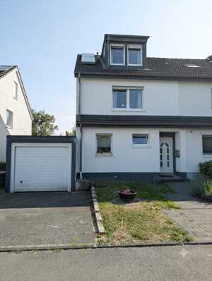 Gepflegtes Familienhaus in Wuppertal-Ronsdorf - 150 m², Kamin, Fußbodenheizung & Doppelgarage – 42369 Wuppertal – Vorschaubild 1