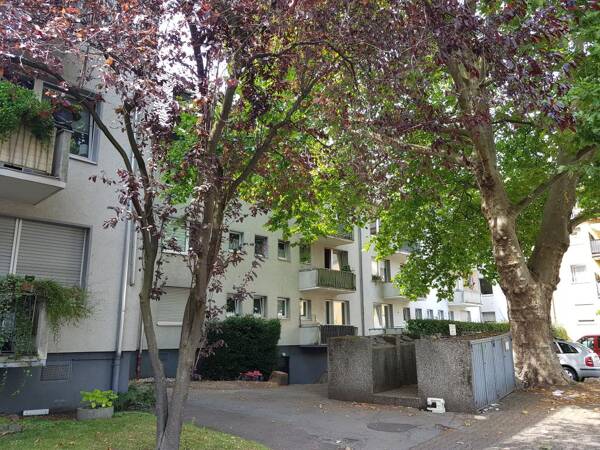 Erdgeschosswohnung in 50733 Köln mit 70,41 m² kaufen