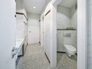 Core!! Exklusives Jugendstil-WGH in Toplage, top saniert, 1.022 m² Wohn-/Nutzfläche, JKM € 235.000 – 50668 Köln – Vorschaubild 8
